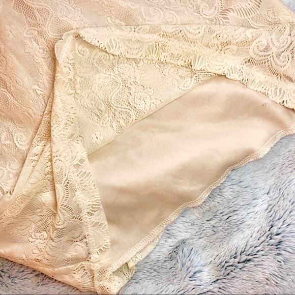 UO Cream Lace Mini Dress - Picture 5 of 6